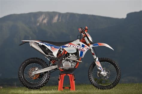 The first major change is the discontinuation of the larger 450 exc and 530 exc. 350 EXC-F, star of the KTM Enduro 2012 range | Indian Bike ...