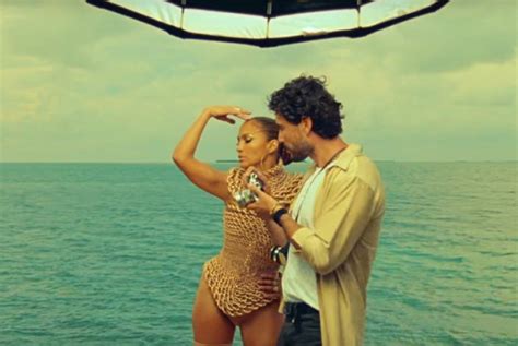 Jennifer Lopezs Ni Tú Ni Yo Video — Photos Hollywood Life