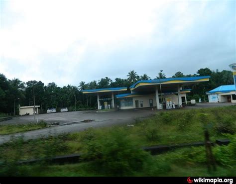 Bpcl petrol pump ⭐ , india, union territory of chandigarh, chandigarh, sektor 4: BPCL Petrol Pump and Food Court