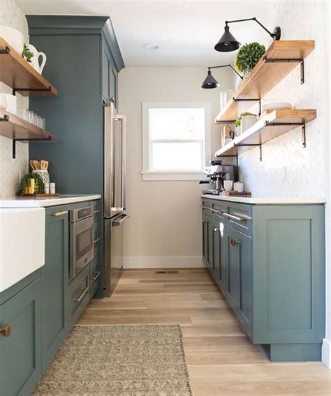 30 Narrow Kitchen Layout Ideas