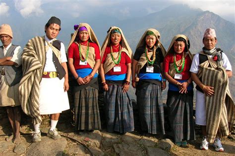 nepal traditional clothing