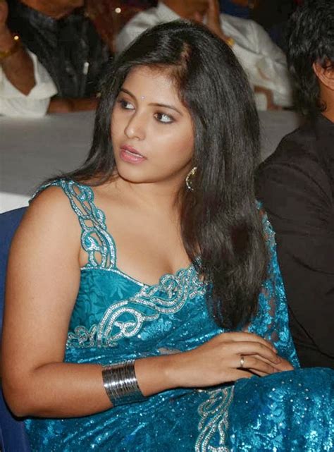 Actress Anjali Latest Hot Cleavages Show Stills In Saree Cine Gallery