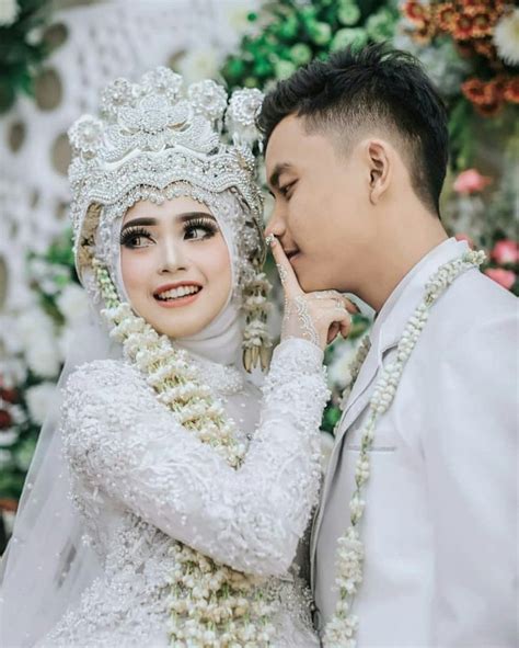 gaun pengantin modern elegan 28 wedding dresses gaun pengantin simple tapi elegan check