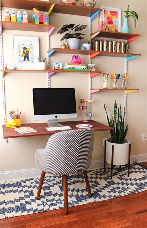 With this article, we have added a wide range of office chairs designed by ikea, so there are no compromises on support, quality, feel, and durability. 20 DIY IKEA Desk Hacks For Functional Workspace | House ...