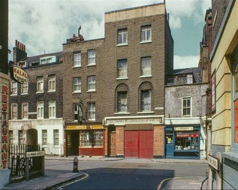 Spectacular Photos Of Londons Lost East End In Kodachrome Flashbak
