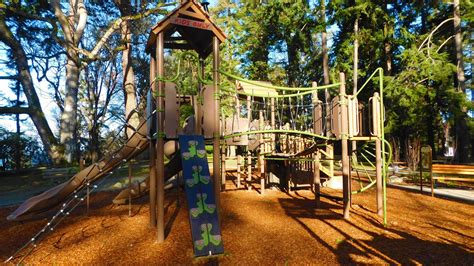 Lincoln Park Playground (North) - PlayCreation - Playground Equipment