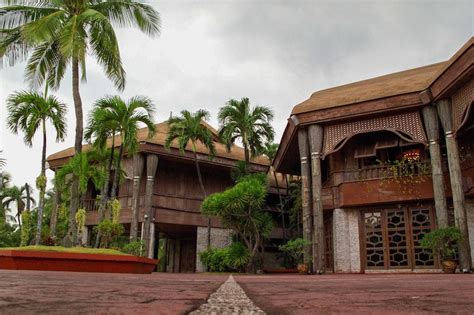 imelda built coconut palace takes asean summit spotlight