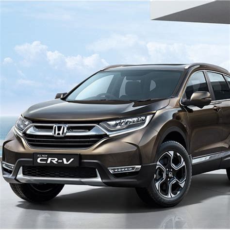 Coordinating the led fog lights into the design, the crv is given a more streamlining and less stout look than the old. Rs 28.15 lakhs Worth New Honda CRV launched in India, Gets ...