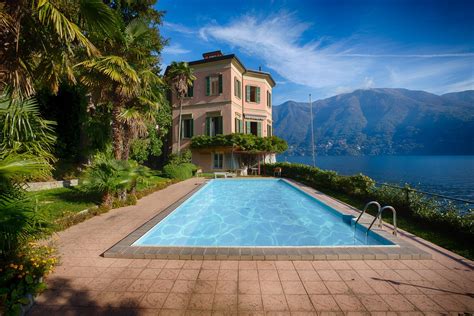 Lake como (lago di como) is one of the famous italian lakes destinations, not far from milan in the north of italy. Splendid villa with wharf on Lake Como in Carate Urio ...