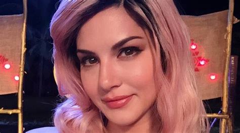 Sunny Leone Gets New Hair Colour The Indian Express