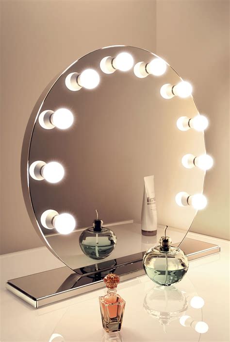 Free standing vanity mirrors are always ready to offer you a clean and brilliant environment while applying your makeup. Mirror Finish Hollywood Make Up Mirror with Cool White LED ...
