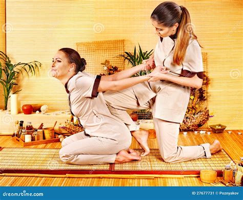 Therapist Giving Stretching Massage To Woman Stock Image Image Of Parlour Beauty 27677731