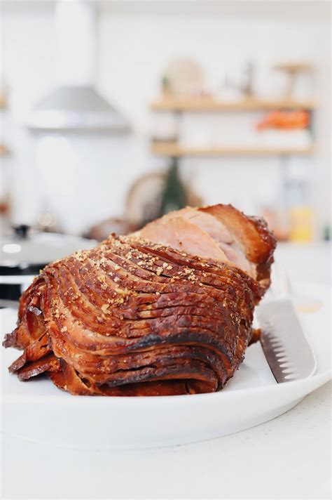 Delicious Spiced Glazed Ham Easy Ham In Slow Cooker With Pineapple