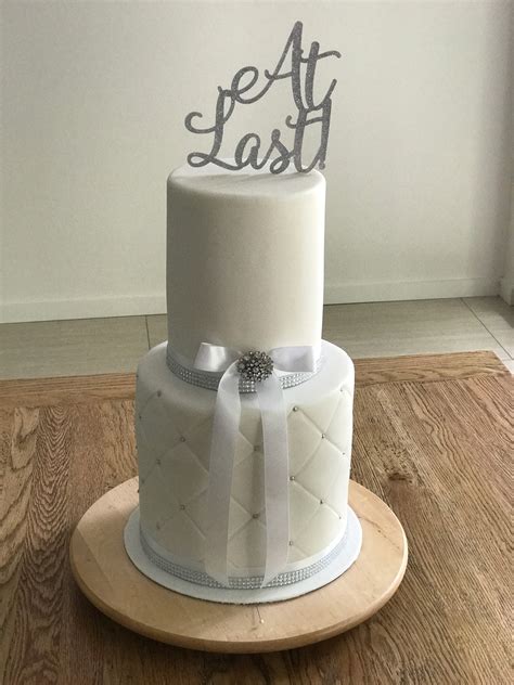 Wedding Cake 18 - Sweet Surrender Studio