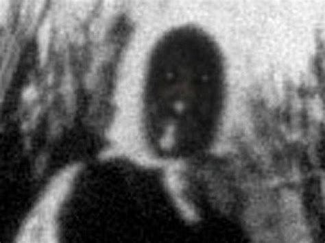 The Horrifying Mystery Of Charlie Noonans Last Photograph Ghost
