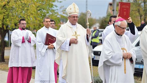 János pál pápa kezdeményezésének köszönhető. A szent pápa a párbeszédre törekedett - Magyar Kurír - Új ...