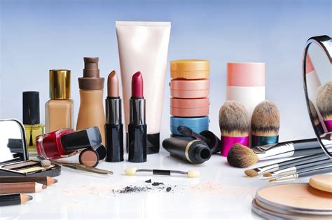 63 Of Cosmetics In Iran Contraband Financial Tribune
