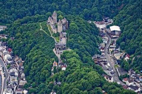 Altena became part of the regierungsbezirk hamm and was seat of the kreis altena. Altena, a Small German Town Wired in History | dare2go