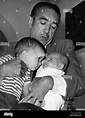 Actor Anthony Quinn holding his two sons Stock Photo - Alamy