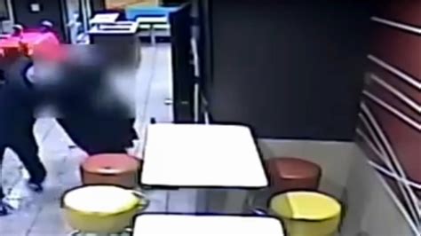 Mcdonalds Worker Assaulted Police Search For Three Suspects 6abc