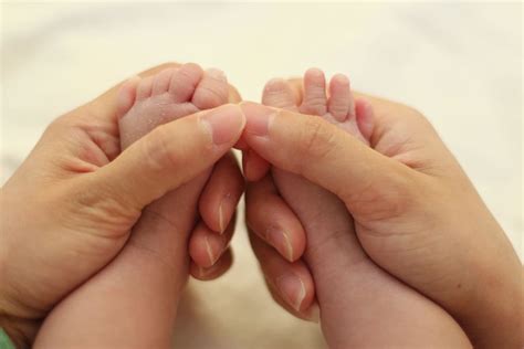 Hd Wallpaper Person Hand Holding Babys Feet Baby Feet Hands