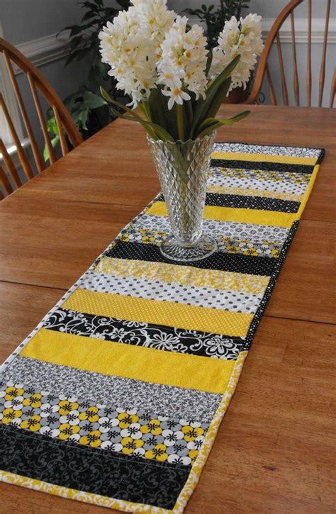 28 Free Quilted Table Runners Pattern Guide Patterns