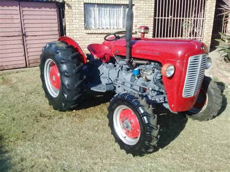 Mf 35x Tractor For Sale In Uk 45 Used Mf 35x Tractors