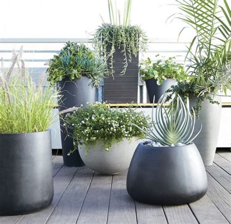 15 Of The Best Modern Outdoor Planters You Have Ever Seen