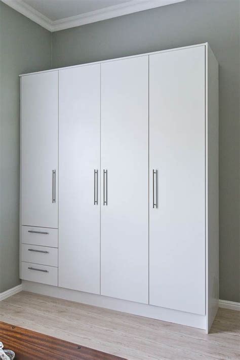 Examples of arranging corner cabinets in a kids' bedroom. bedroom cupboards for narrow space | Cupboard design ...