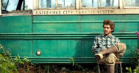 Into The Wild Bus Gets Airlifted Out Of Alaska Back Country