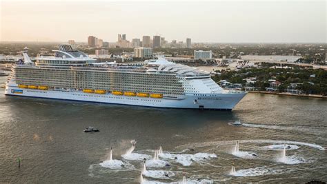 Welcome Giant Worlds Largest Cruise Ship Begins Sailings From Florida