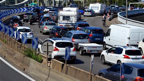 C'est un dictionnaire pour les mots croisés et mots fléchés. Circulation routière : Bison Futé prévoit un week-end ...