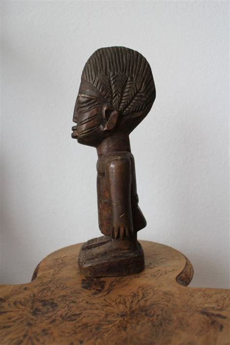 Figur Holzschnitzerei Aus Afrika Kaufen Auf Ricardo