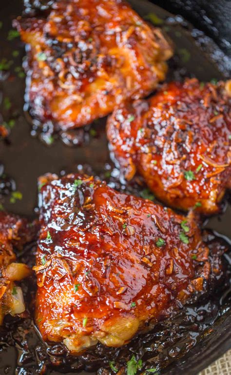 A dash of cayenne pepper keeps the sticky glaze for this chicken thigh recipe from being too sweet. One Pan Baked Apricot Chicken (5 Ingredients!) - Dinner ...