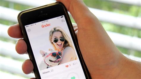 Sexual Predators Using Tinder Dating Apps To Find Victims Survivors