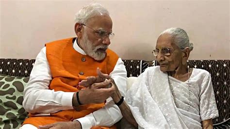 Modis Mother Heeraben Dies At 100 Live Life With Purity Maa Told Me Once Says Pm Live