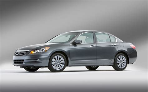 2011 Honda Accord Sedan Photo Gallery