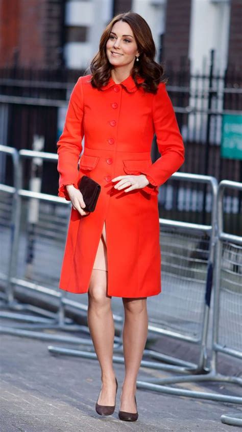 This Is Why Kate Middleton Never Takes Her Coat Off In Public