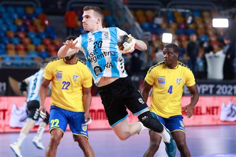 La selección argentina de handball jugaba frente a islandia y vivía su debut en un juego . Mundial de Handball: Argentina venció a Congo en su debut ...