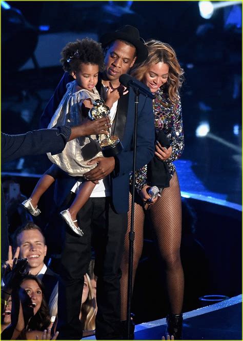 Photo Blue Ivy Carter Big Sister Twins 15 Photo 3851429 Just Jared