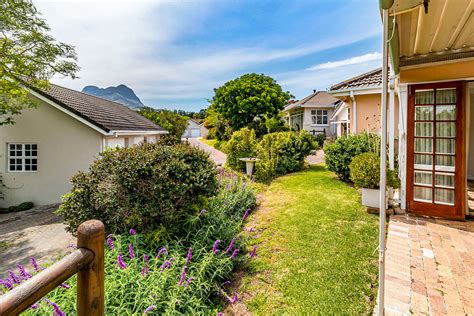 Helderberg Village Homes For Sale Hv21104