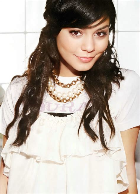 Vanessa Anne Hudgens Hot Pictures Photo Gallery And Wallpapers