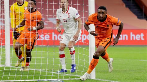 Netherlands 1 0 Poland Bergwijn Strike Proves Decisive Uefa Nations League