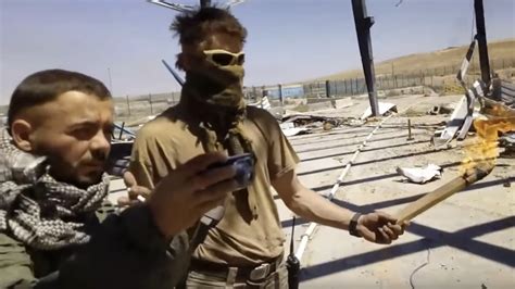 Russian Mercenaries Torture Behead And Set Alight Syrian Man Ya Libnan
