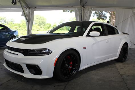 2020 Dodge Charger Scat Pack Widebody Photo Gallery