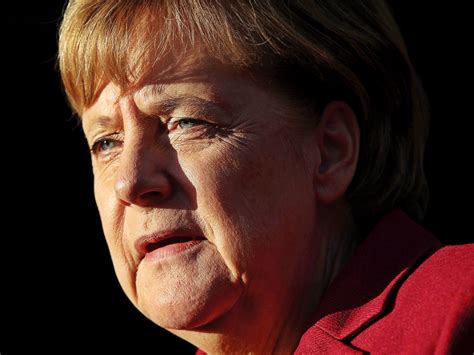 Cancelarul German Angela Merkel Pentru Prima Oară La Auschwitz Newmoney