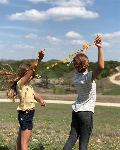 Chip And Joanna Gaines Oldest Daughter Ella Roses Cutest Photos