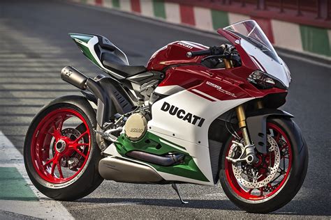 In this latest limited edition, derived. Ducati 1299 Panigale R Final Edition | HiConsumption