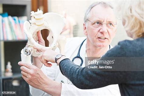 Total Hip Arthroplasty Photos And Premium High Res Pictures Getty Images