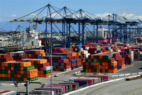 منظمة التجارة العالمية تتوقع انخفاض التجارة الدولية